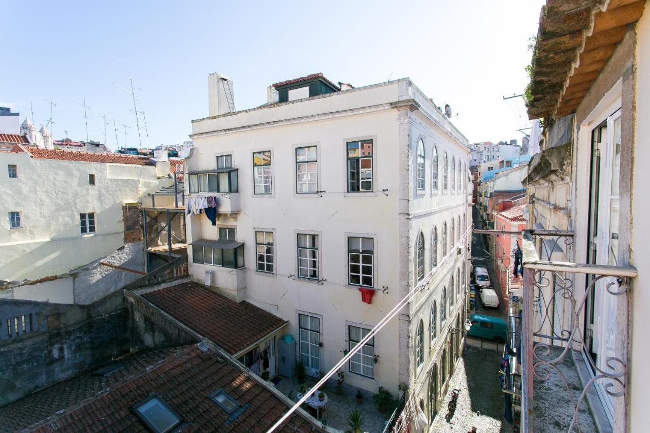 Down Chiado Easy Lisbona