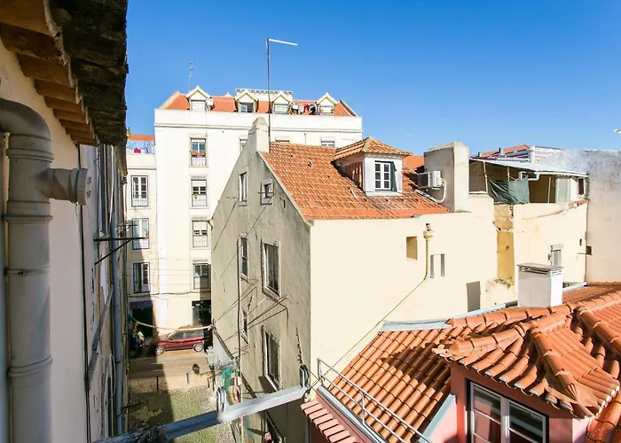 Down Chiado Easy Apart